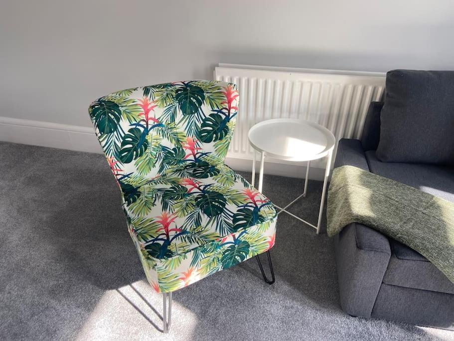 Large Boutique Self Catering Southsea Holiday Flat ポーツマス エクステリア 写真